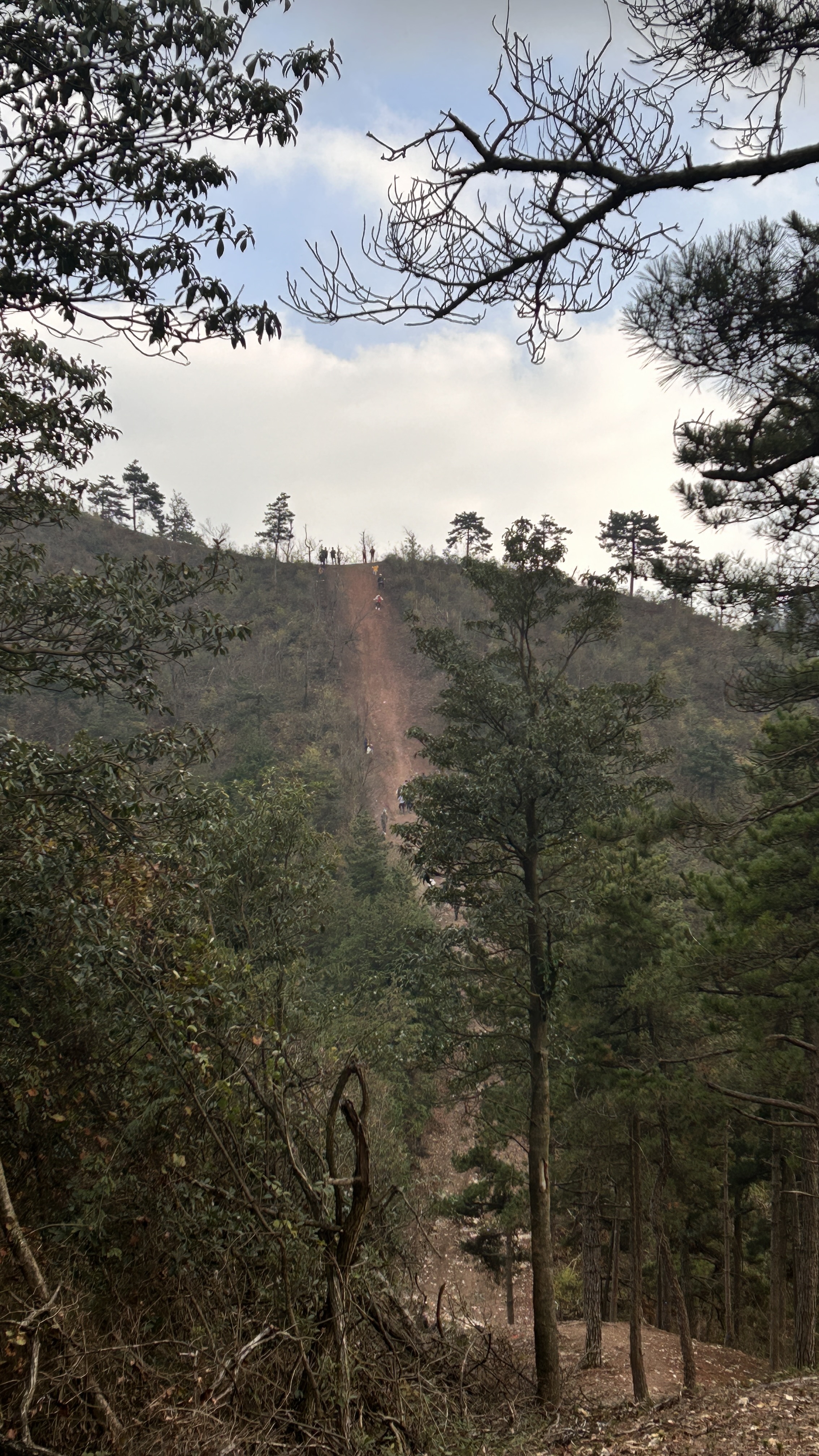 四明山
